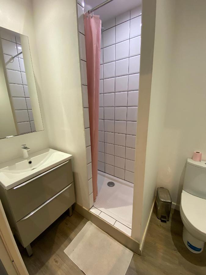 Les Coquelicots Wifi Daire Troyes Dış mekan fotoğraf